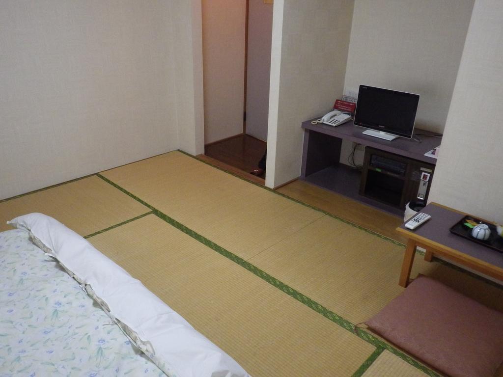 Uokagi Ryokan Нагоя Экстерьер фото