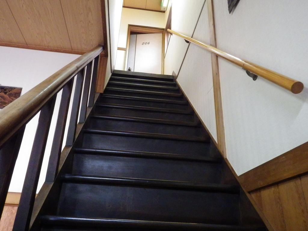 Uokagi Ryokan Нагоя Экстерьер фото
